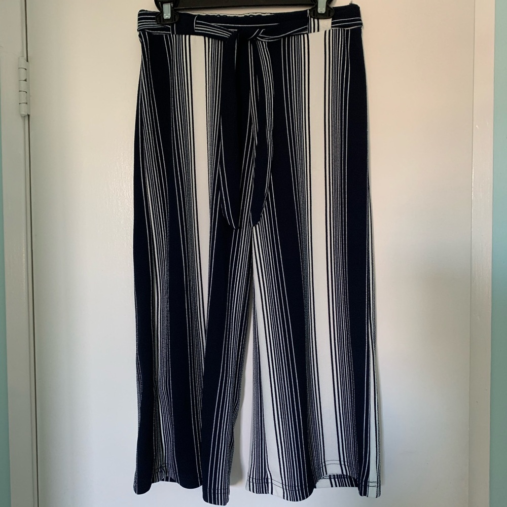 Striped Flowy pants